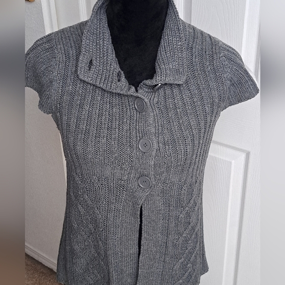 It's Our Time Women's Grey Knit Split Sweater   Size S - Picture 3 of 7